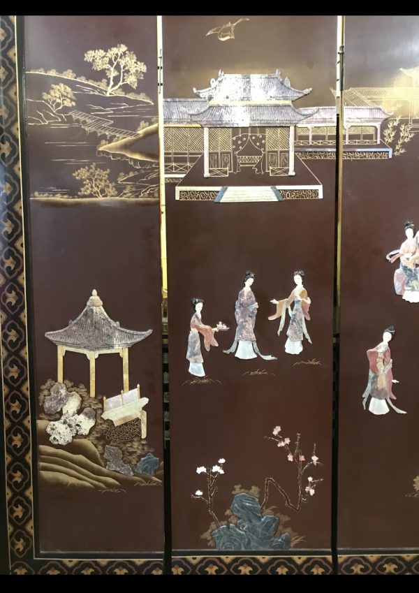 Qing Dynasty style Solid wood screen embellished with jade Qing Dynasty style Solid wood screen embellished with jade