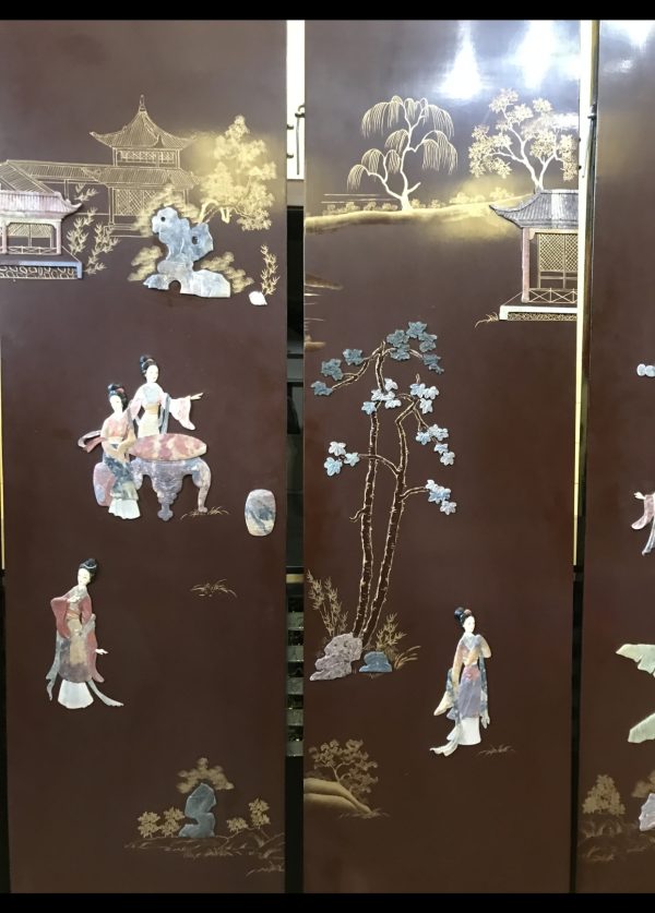 Qing Dynasty style Solid wood screen embellished with jade Qing Dynasty style Solid wood screen embellished with jade