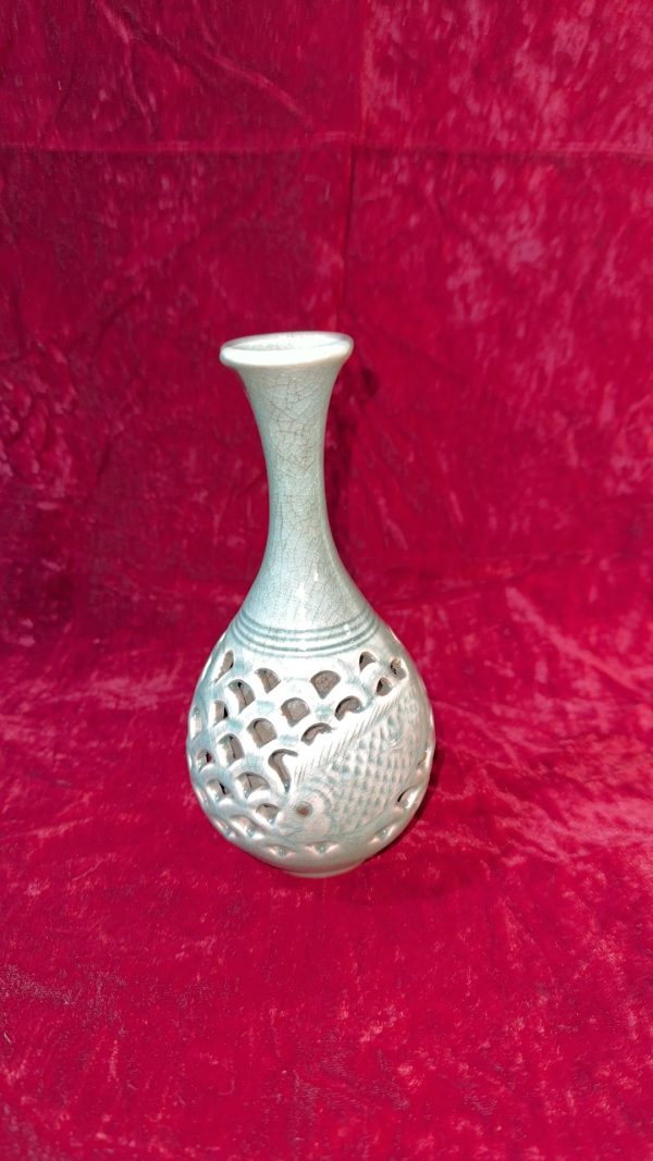 Ancient blue-glazed porcelain hollow fish bottle Blue-glazed porcelain hollow bottle