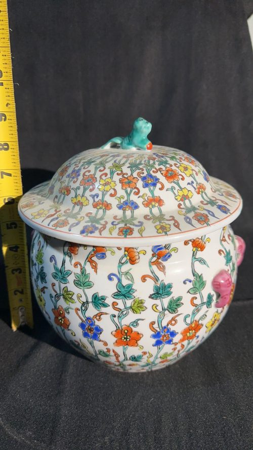 Magnificent Qing pastel general jar