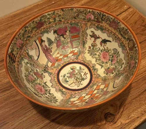 Chinese Famille Rose Bowl with Qianlong Mark Front Chinese Famille Rose Porcelain Bowl with Qianlong Mark